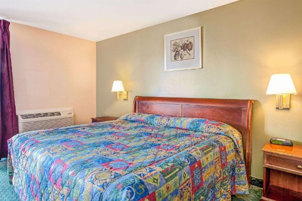 Knights Inn South Hackensack Motel Main image